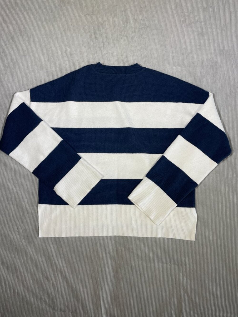 A&F Slouchy Striped Sweater Navy White Coastal Grandmother Old Money Small - Picture 4 of 10